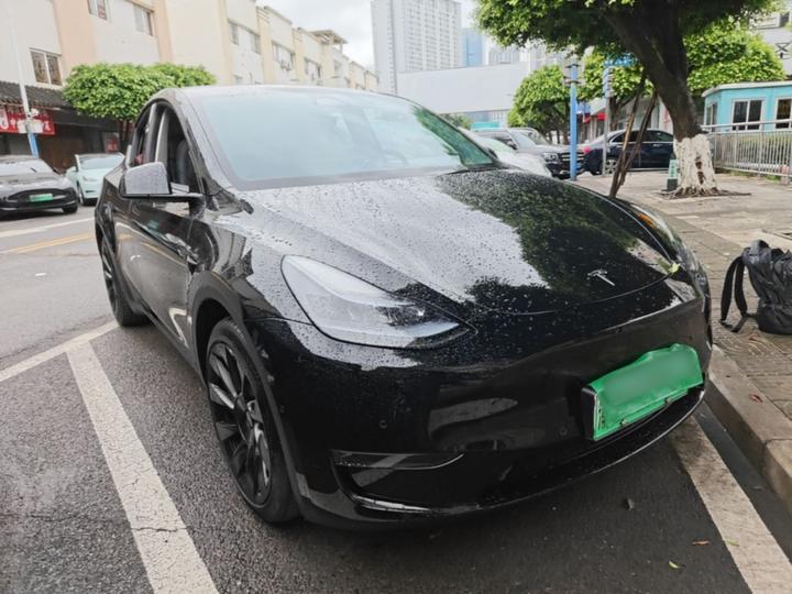 Model Y 2022 Facelift Long Range AWD photo 3