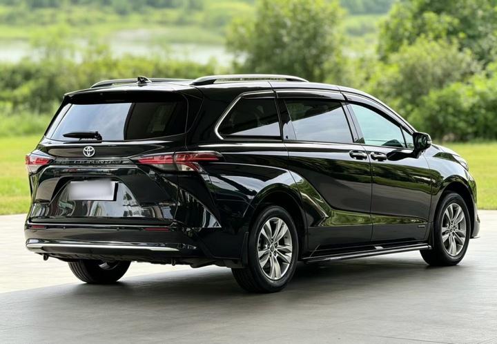 Sienna 2021 2.5L Hybrid Supreme photo 4