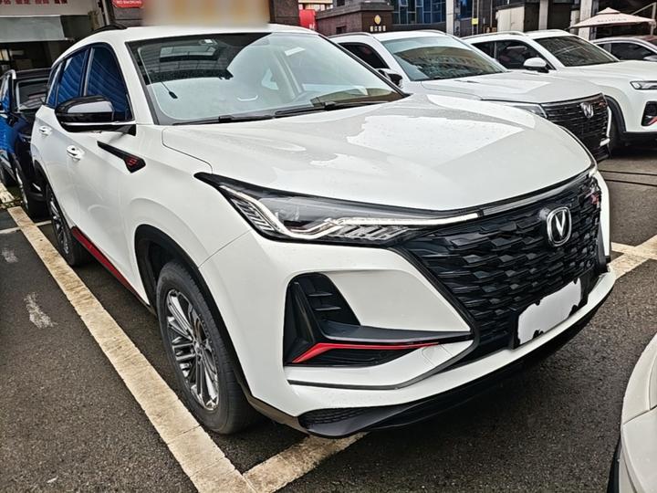 CS75 PLUS 2022 1.5T AT Luxury photo 3