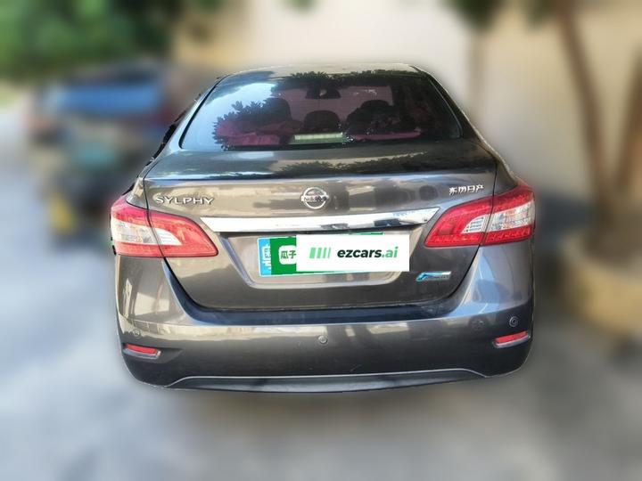 Sylphy 2014 1.6XV CVT Exclusive photo 5