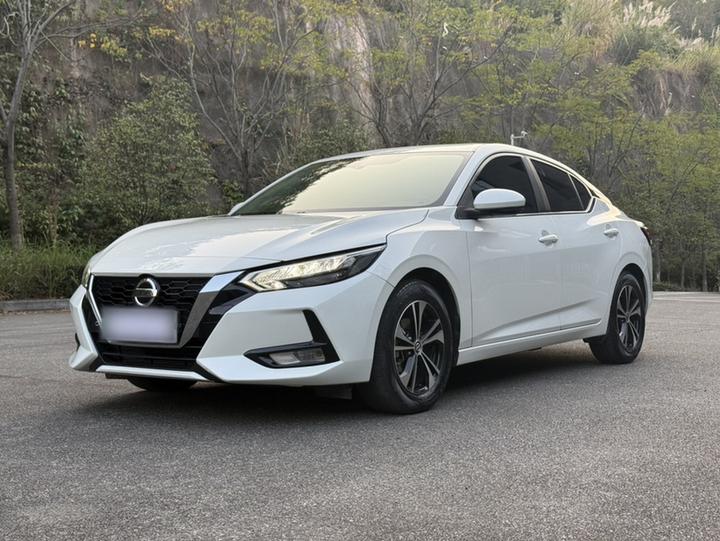 Sylphy 2022 1.6L XL CVT Enjoy
