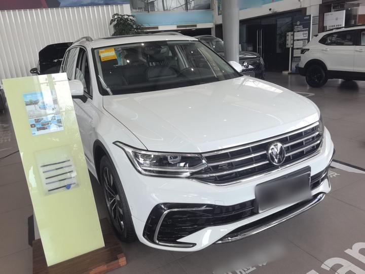 Tiguan L 2025 330TSI AT RWD R-Line photo 4