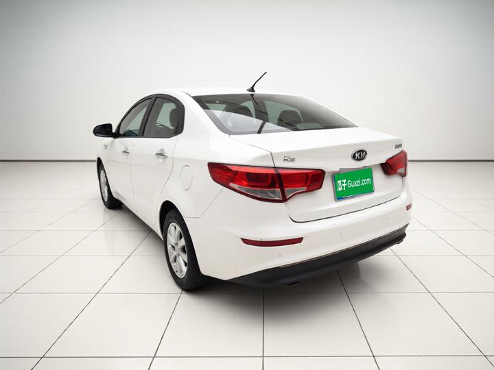K2 2015 Sedan 1.4L AT GLS photo 4