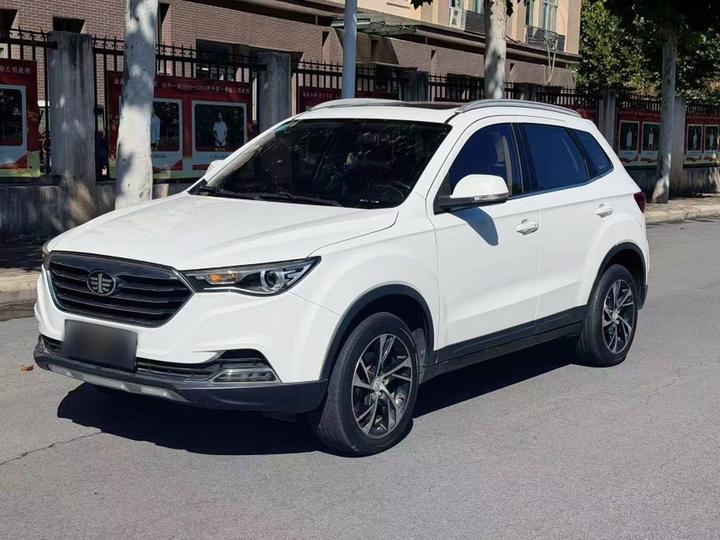 Bestune X40 2019 1.6L MT Luxury China VI