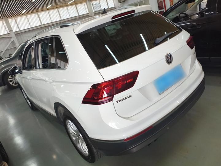 Tiguan 2018 330TSI AWD photo 4