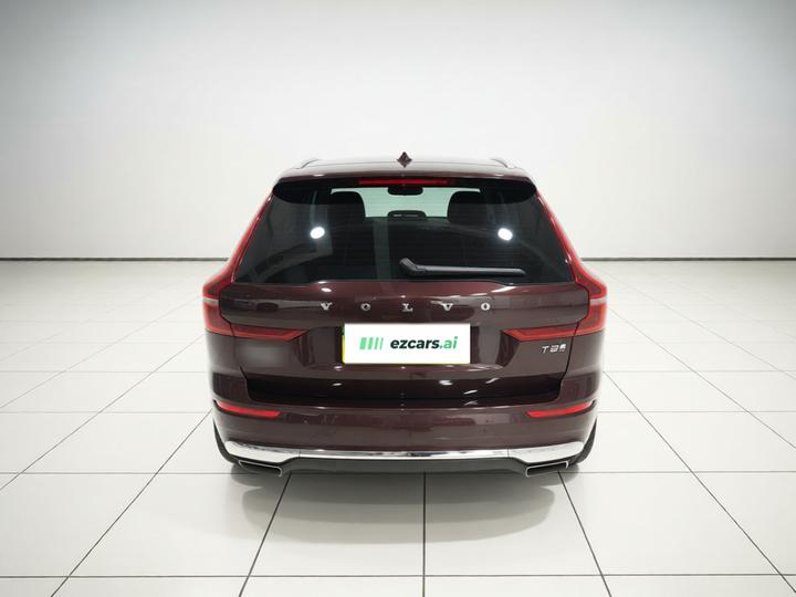 XC60 EV 2026 Hybrid Long Range AWD Luxury photo 5