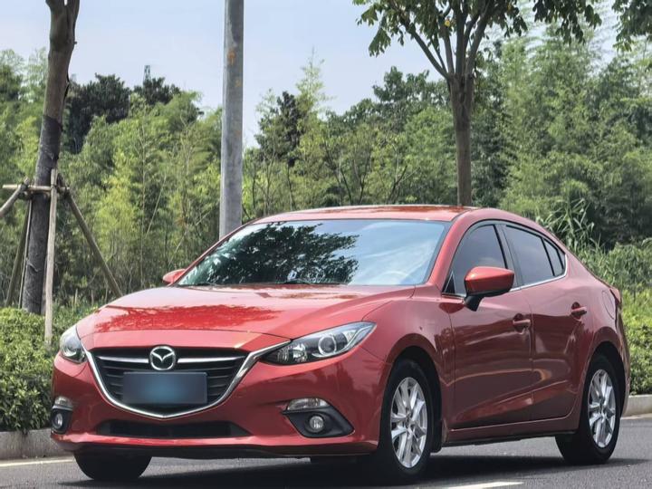 3 Axela 2016 Sedan 1.5L AT Comfort
