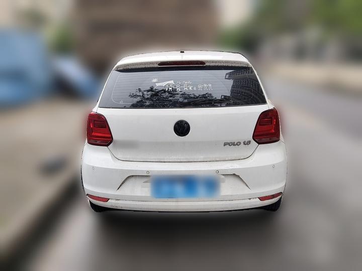 Polo 2016 1.6L AT Comfort photo 5