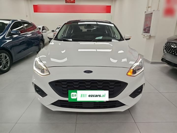 Focus 2020 Hatchback EcoBoost 180 AT photo 2