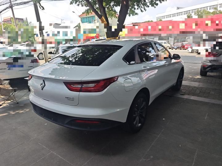 RC-6 2019 1.5T CVT 24 Luxury photo 4