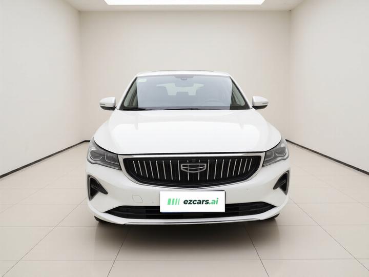 Emgrand 2022 4 1.5L CVT Flagship photo 2