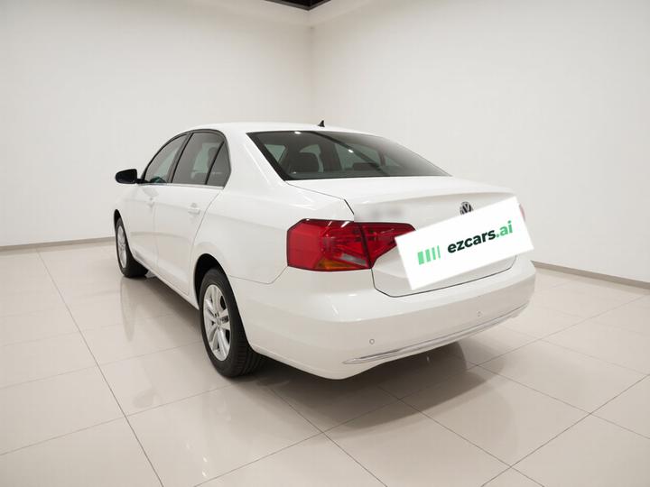 2017 1.5L MT Comfort photo 4