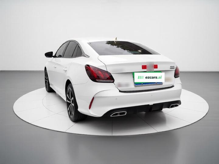 MG5 2023 180DVVT CVT Luxury photo 4