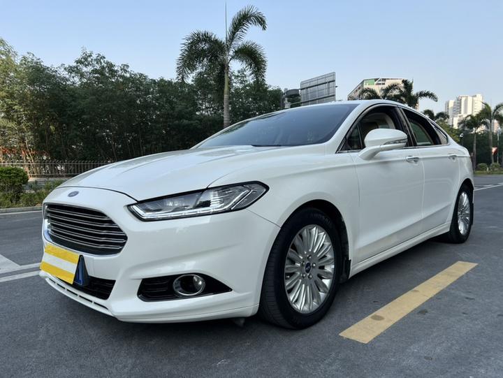 Mondeo 2013 2.0L GTDi200 Fashion