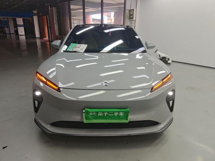 ET5T 2024 75kWh Touring photo 2