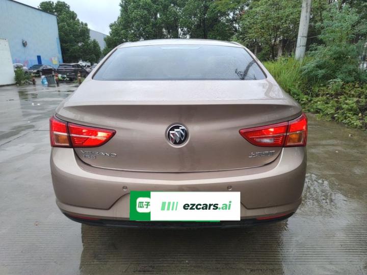 Verano 2018 Sedan 15S AT Progressive photo 3