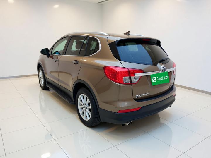 Envision 2017 20T RWD Leading photo 4
