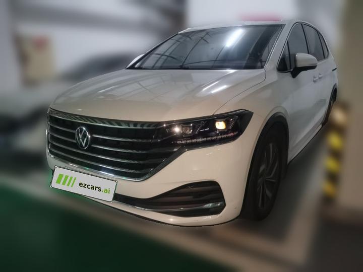 Viloran 2020 330TSI Luxury