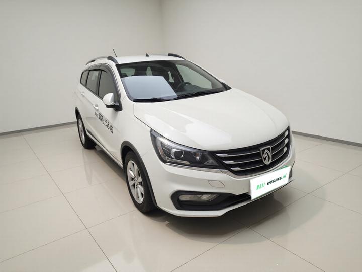 310W 2017 1.5L MT Fashion China V photo 3