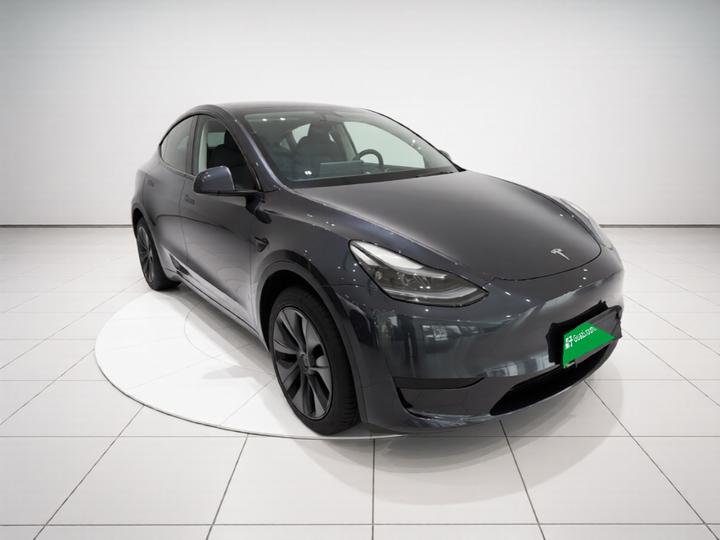 Model Y 2024 RWD photo 3
