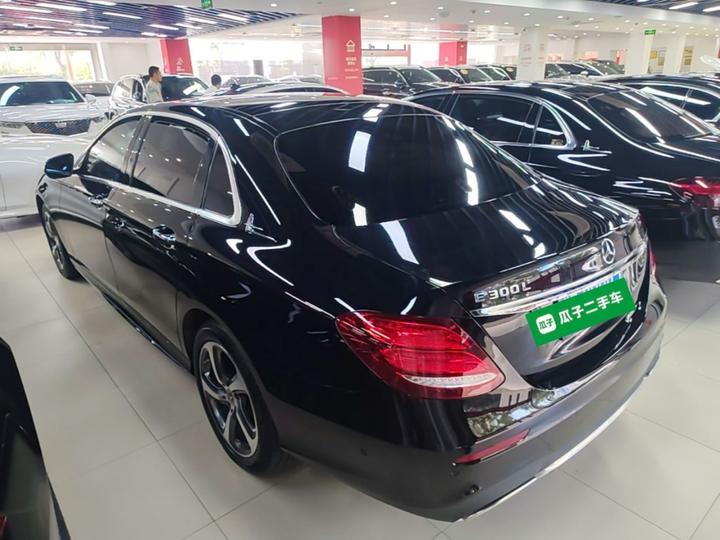 E-Class 2019 Facelift E 300 L Sport Luxury photo 4