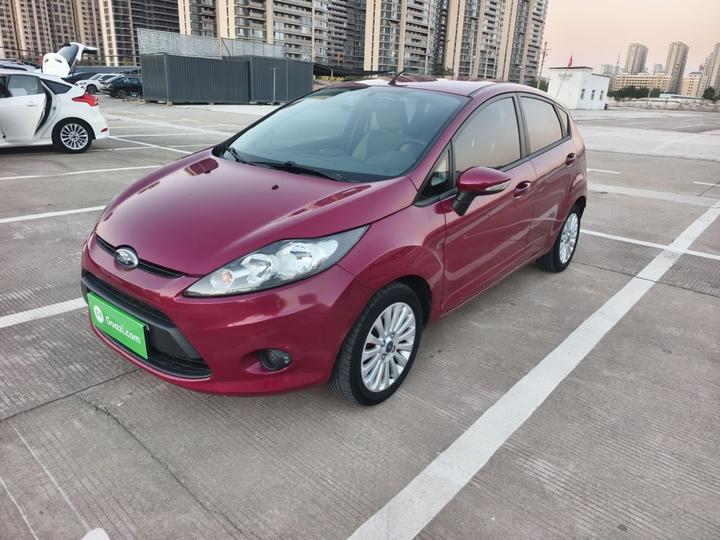 2011 Hatchback 1.5L AT Fashion