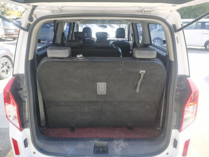 Wuling 2021 1.5T MT Luxury photo 8