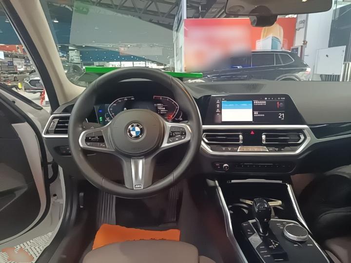 3 Series 2020 320Li M Sport Package photo 6