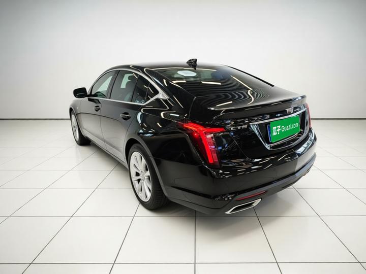 CT5 2022 28T Luxury photo 4