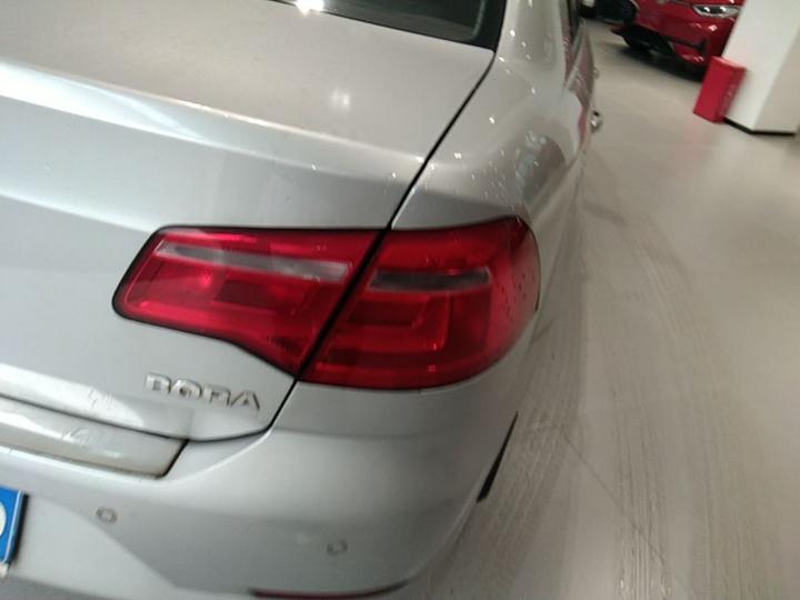 Bora 2014 1.6L AT Comfort photo 7