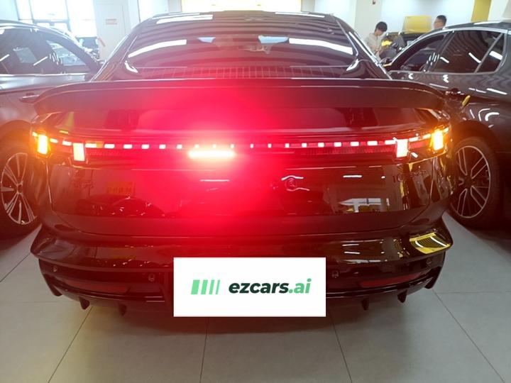 10 EM-P 2025 240 AWD Ultra Sport photo 3