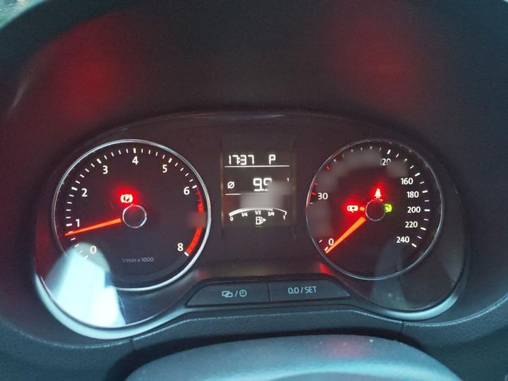 Polo 2014 1.6L AT Comfort photo 4