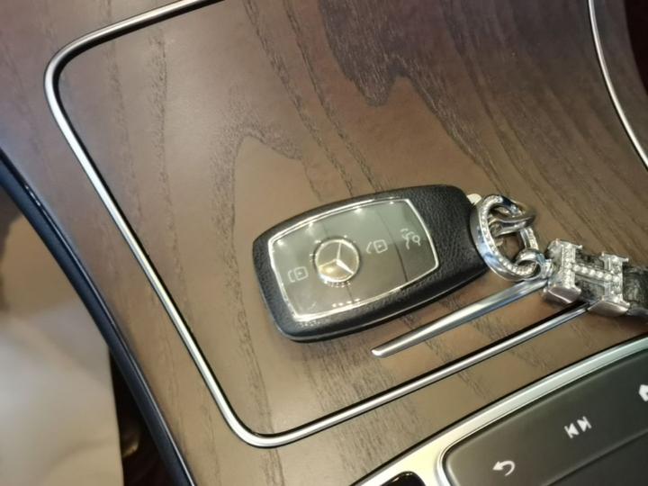 GLC 2022 GLC 300 L 4MATIC Dynamic photo 8