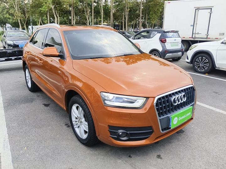 Q3 2015 35 TFSI Comfort photo 3