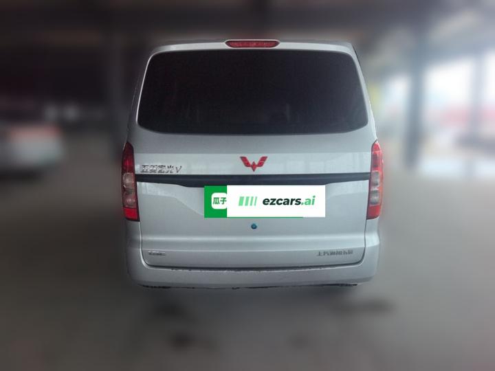 Wuling Hongguang V 2022 1.5L LAR photo 5