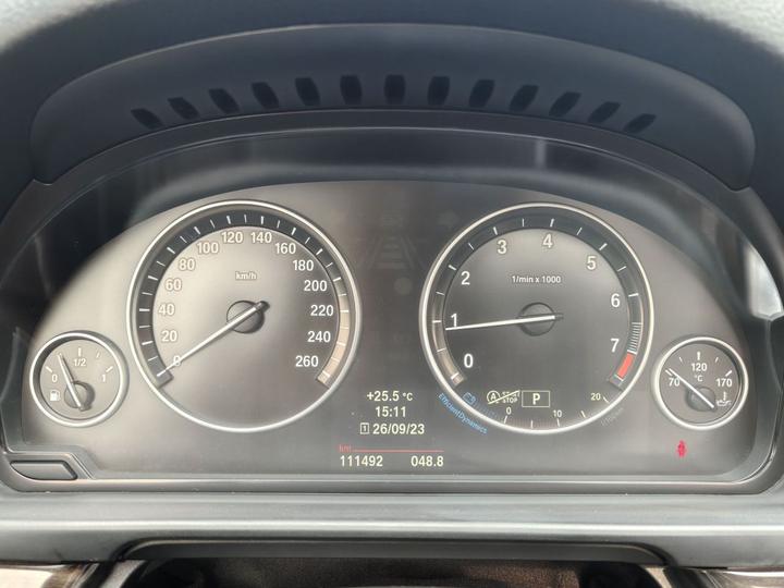 5 Series 2014 525Li Luxury Design Package photo 2