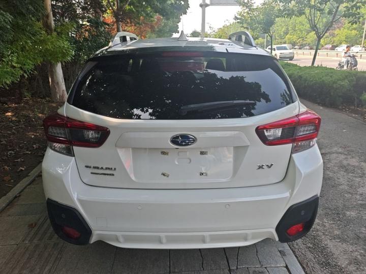 XV 2020 Facelift 2.0i Luxury EyeSight photo 3