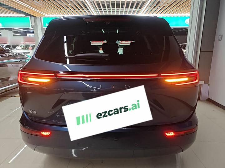 HIMA AITO M7 2024 1.5T ADAS AWD Ultra 5-Seater photo 5