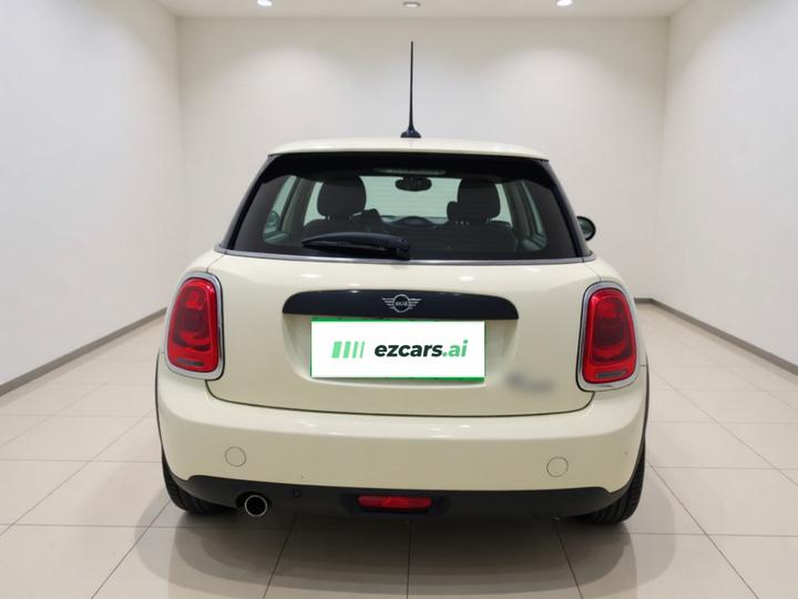 2020 1.5T ONE 5-Door photo 5