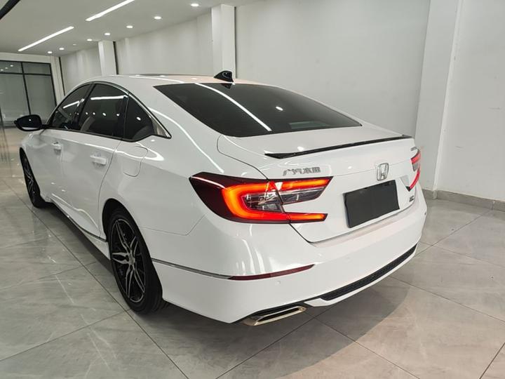 Accord 2022 260TURBO Phantom Night Premium photo 4