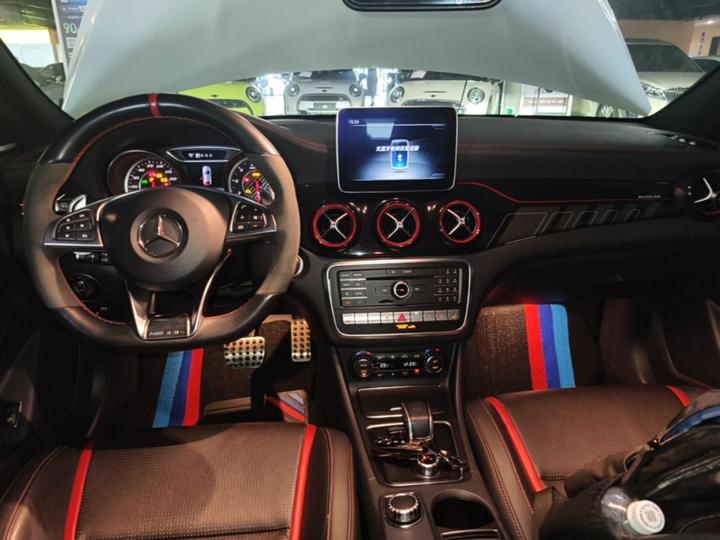 CLA AMG 2017 Facelift AMG CLA 45 4MATIC photo 5