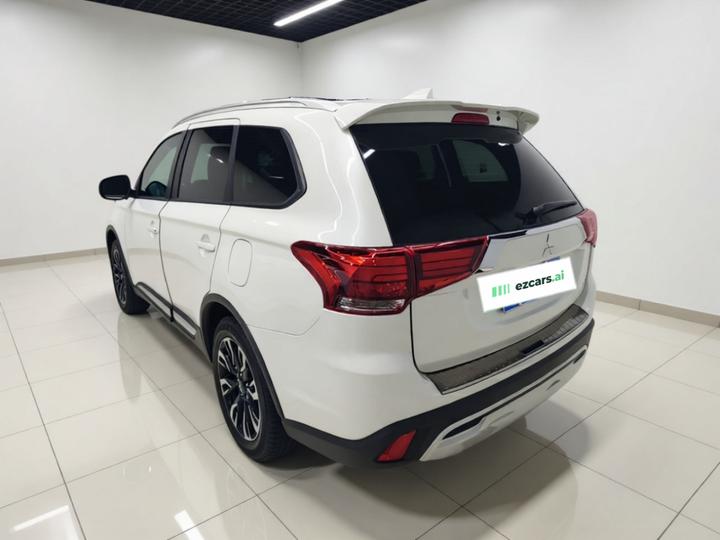 Outlander 2020 2.0L RWD Enjoy 5-Seater photo 4