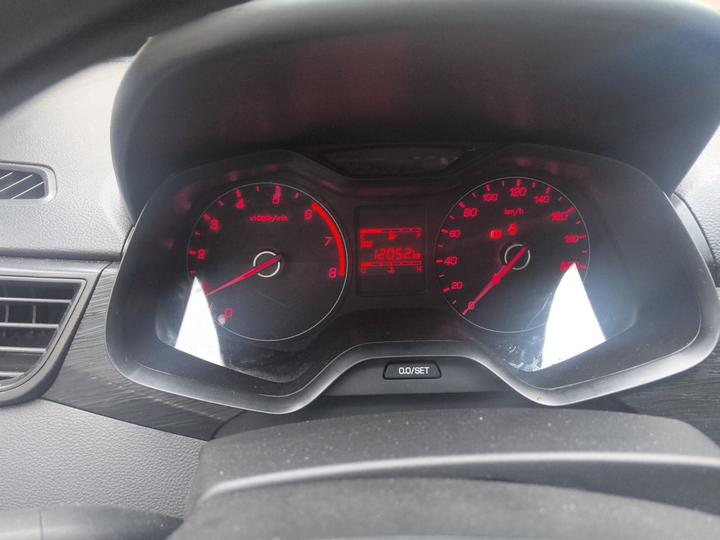 310 2016 1.2L MT Comfort photo 4