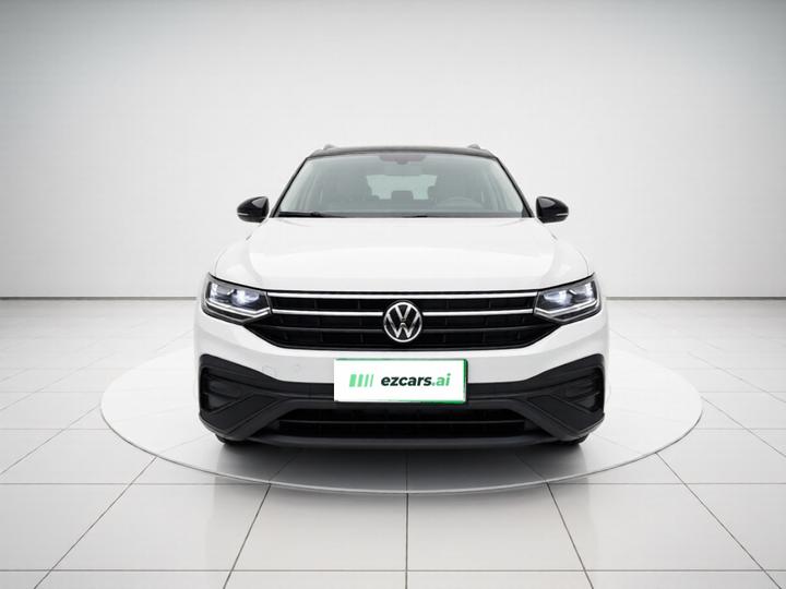 Tiguan L 2024 300TSI AT RWD photo 2