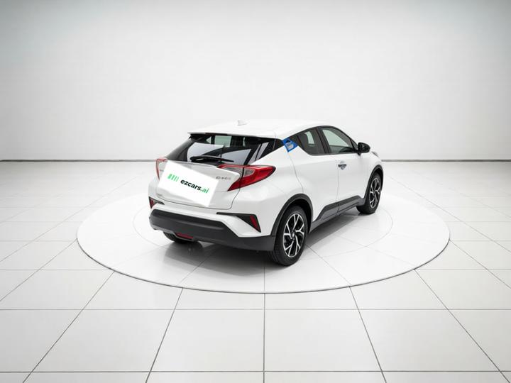 C-HR 2020 2.0L Leading photo 6