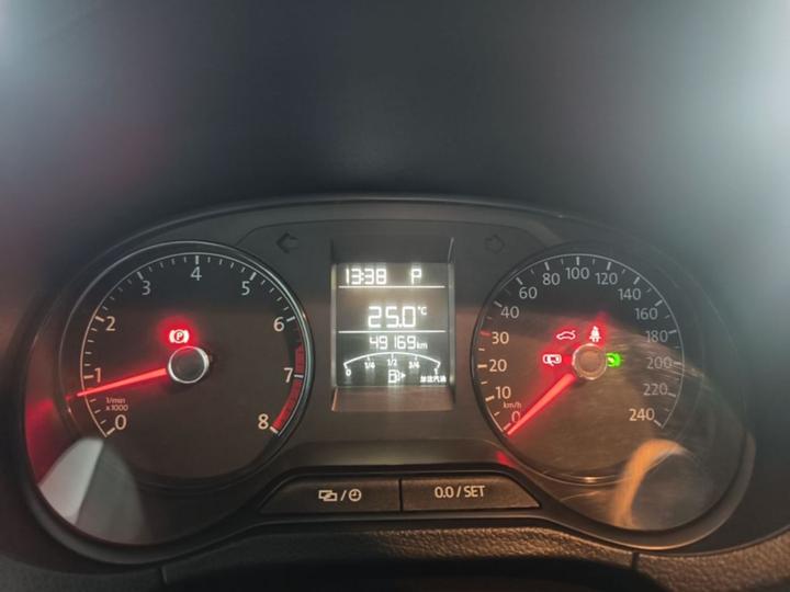 Polo 2016 1.4L AT photo 3