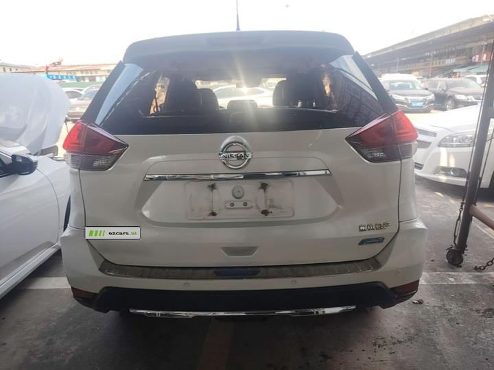 X-Trail 2017 2.5L CVT Luxury 4WD photo 5