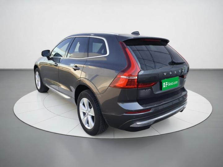 XC60 2022 B5 AWD Luxury photo 4