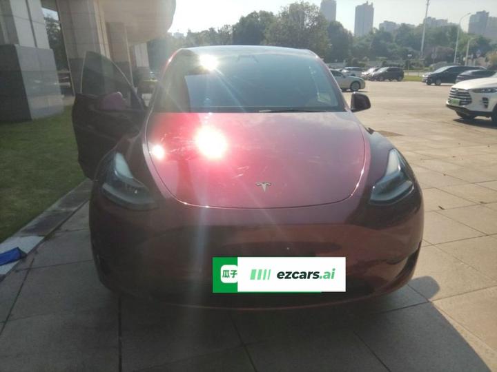Model Y 2022 RWD photo 2