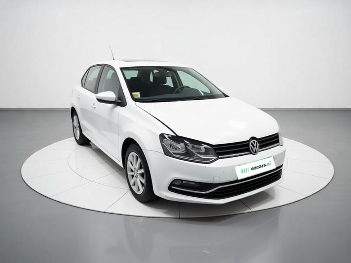 Polo 2016 1.6L AT Comfort photo 3